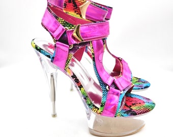 Fantastic Bright Pink Metallic Snake Print Trim Lucite High Heel 5” Futuristic Shoes 9/10 by Golden Bull