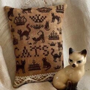 Antique Cats and Crowns - Cross Stitch Chart by Shakespeare&#39;s Peddler