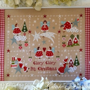 Natale Tra Le Stelle ( Christmas in the Stars ) - cross stitch chart by Cuore E Batticuore