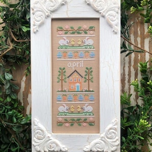 Sampler van de maand april GRATIS VERZENDING - kruissteektabel van Country Cottage Needleworks