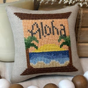 Hawaii korsstygnsmönster | Aloha State Spole-serien | Tropiskt minikorsstygn | av Crafty Bluebonnet