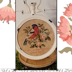 Pájaro de Amelia de mayo: diagrama de punto de cruz de Quaint Rose Needlelarts