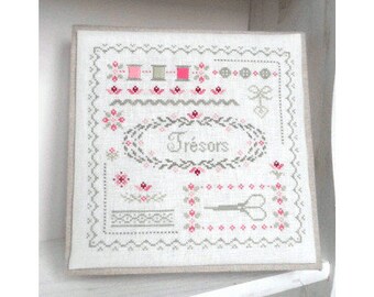 1301 Stitching Treasures - Cross Stitch Chart by Une Croix le Temps d'un The