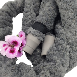 Funda para manguera CPAP suave y cálida: tela polar, silenciosa, cómoda y fácil de instalar.