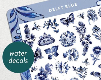 Delft Blue • Zestaw naklejek na paznokcie Waterslide • Kwiatowe ceramiczne wzory i motyle