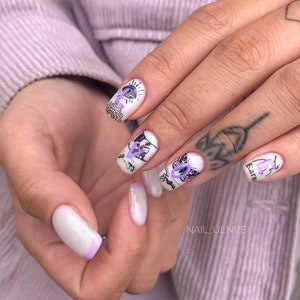 Romantisk Mystik • Nageldekalset med vattenrutschkana • Nagelkonst med esoteriska ormar och dödskallar bild 5