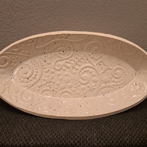 Serving bowl gift oval vintage light tone and white shiny glaze with spots and Christmas structure 25 cm