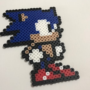 Handmade Perler Item - Sonic the Hedgehog - Sonic Figure