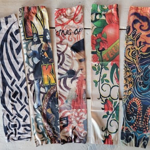 4 Mangas Tatuadas diseño de Calavera y Rosas en nylon Spandex
