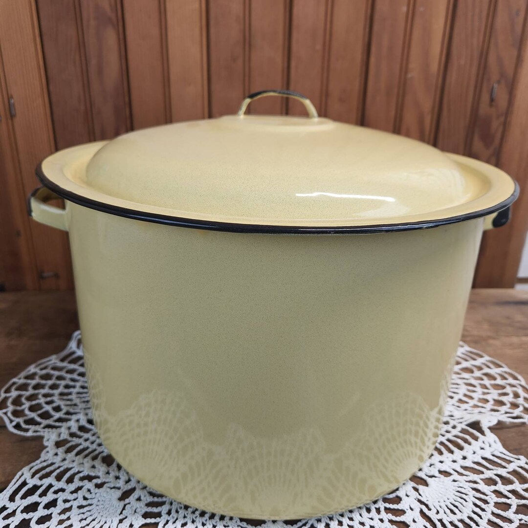 Large Vintage Yellow & Black Enamel Stock Pot Etsy