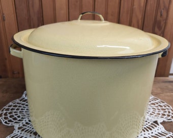 Large Vintage Yellow & Black Enamel Stock Pot