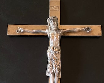 Vintage Wall Crucifix . Gothic Hime Decor.