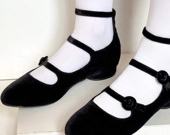 Rare Chelsea Crew Black Velvet Mary Janes, Triple Strap Low Heel (Size 39)