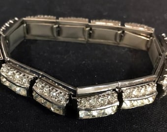 Shimmering Vintage Rhinestone Bracelet - Art Deco Delight.