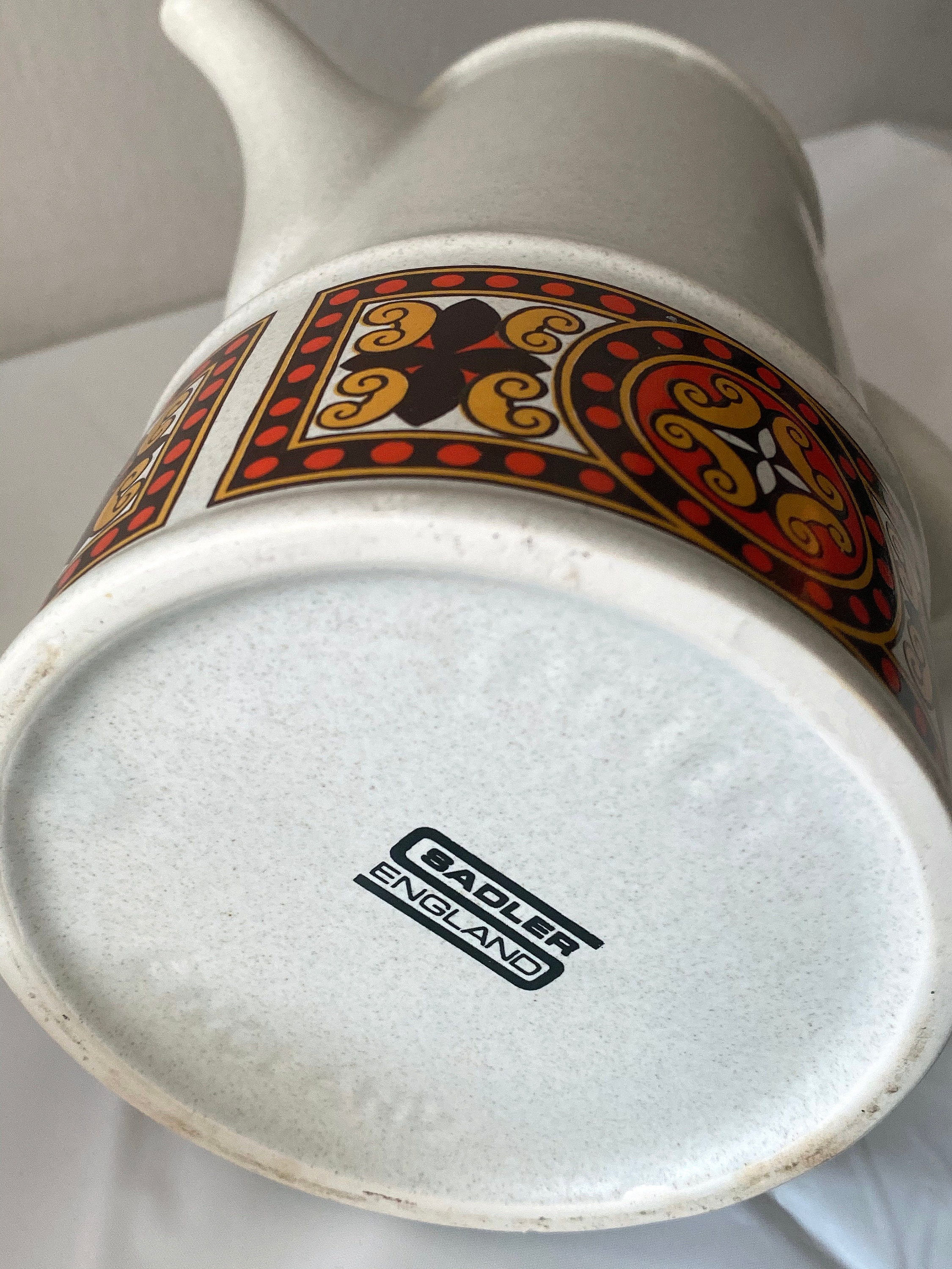 Retro Elegance: 14pc Sadler Coffee Set With Mission/aztec
