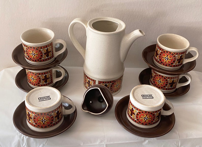 Vintage Coffee Set. Mid Century Sadler Stoneware Border Mission Pattern. Retro 70s Kitchen Decor. 画像 10