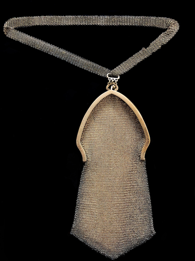 Antique Gold Toned Metal Mesh bag. Coin Purse