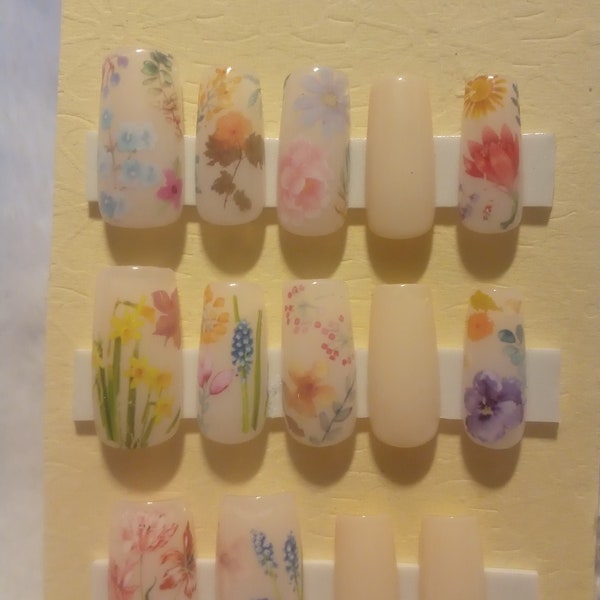 Bloom | Full Press On Nail Set