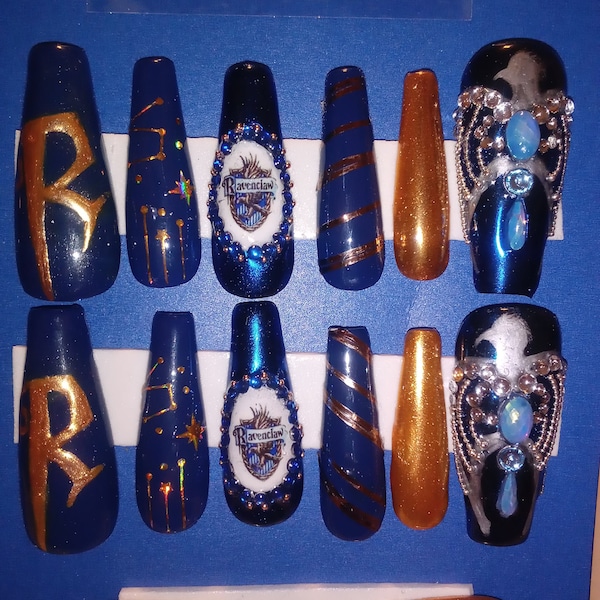 Rowena - House Pride Collection press on nails