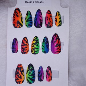 Make A Splash | Black Light Glow! | Full Press On Nail Set