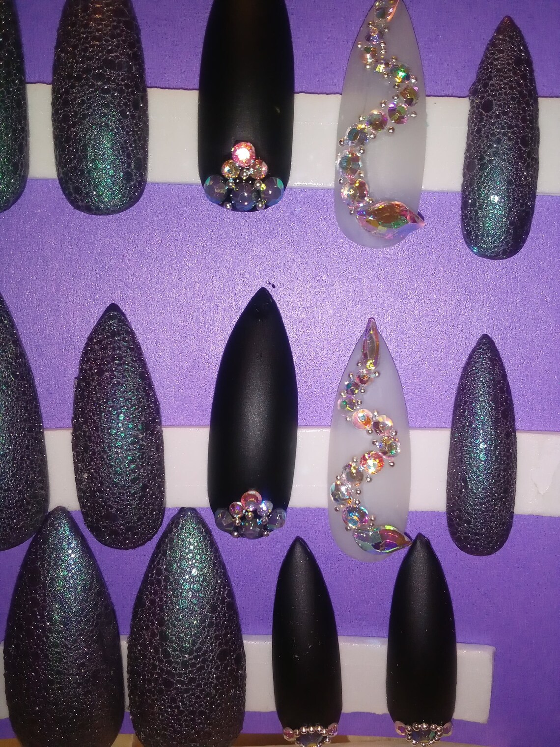Serpentine Full Set of Press on Nails Etsy
