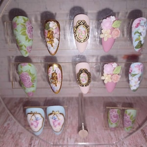 Secret Garden | Full Press On Nail Set