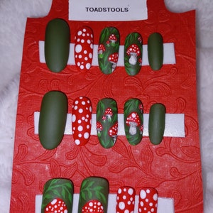 Toadstools | Full Nail Set