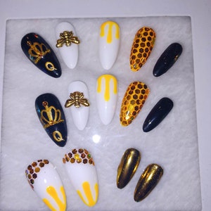 Queen Bee | Full Set of Press On Nails