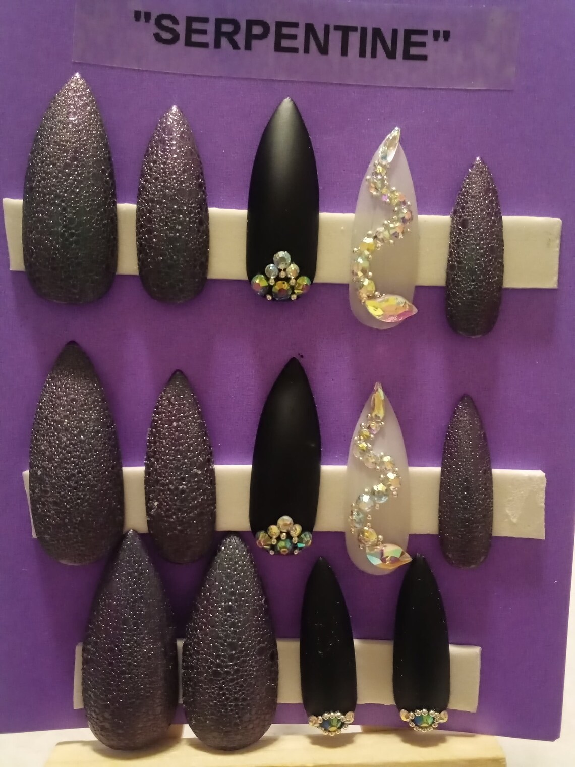 Serpentine Full Set of Press on Nails Etsy
