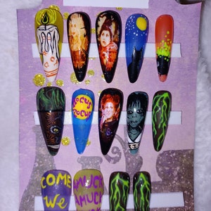 Sanderson | Black Light Reactive Full Press On Nail Set