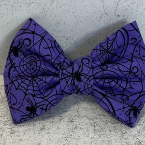 Charlie’s Web Dog Bow Tie
