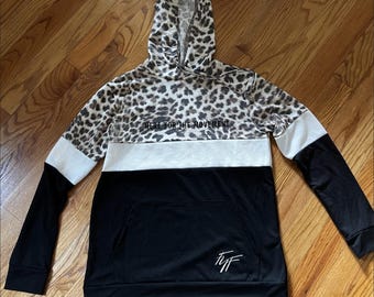 Weicher Leopard Hoodie | Schwarz Weiß | Hier Für Die Bewegung | Finden Sie Ihr Freestyle Top | FYF Bekleidung | Tanz oder Floor Work Shirt |
