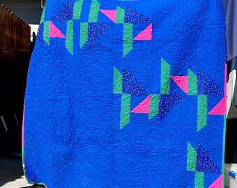 Handgemaakte quilt met kleurblokken