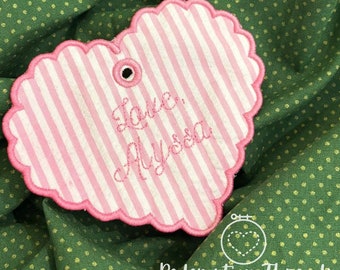 ITH Heart Scalloped Bag Tag Embroidery Design, Valentines Day design, Machine Embroidery Name Tag,  Applique In The Hoop Embroidery Download
