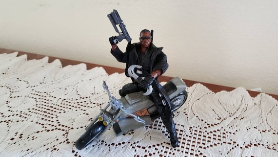blade marvel legends toy biz
