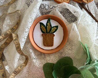 Potted Plant | Finished Hand Embroidery | 3D Embroidery |4.5inch framed embroidery | Finished Stumpwork Embroidery