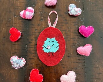 Handsewn red coffee Valentine | love monster | felt Valentine | Valentine basket tag