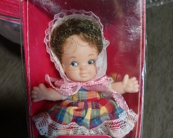 BABY PEE WEE Uneeda Hong Kong vintage collectable baby doll rooted hair