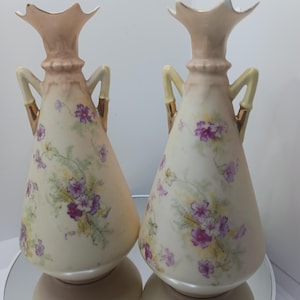 AUSTRIA ROYAL WETTINA Worcester Blush Pair of Vases Teplitz Robert Hanke Charming Art Nouveau