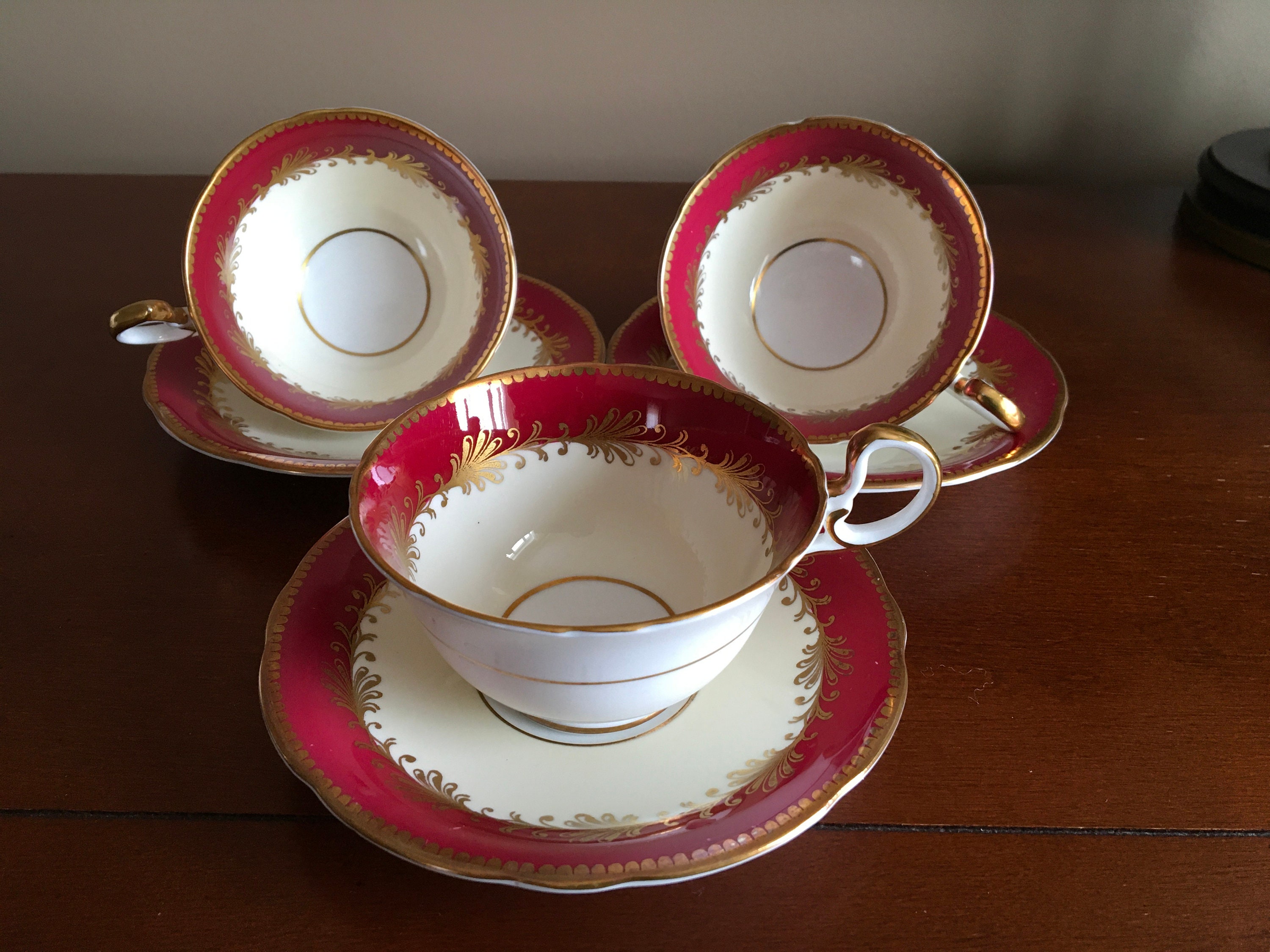 ONE Vintage Aynsley Rutland Maroon Red and Gold Fine Bone China