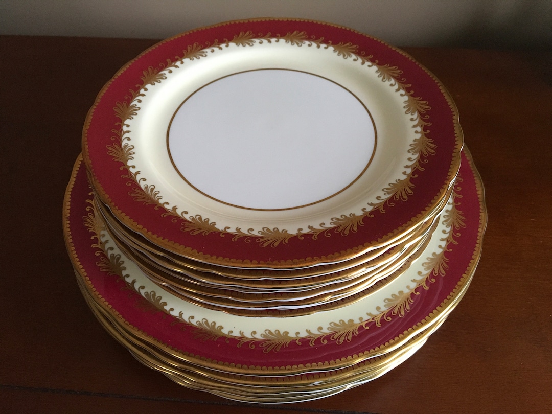 Vintage Aynsley Red and Gold Maroon Plates Rutland Pattern Fine