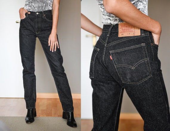 black high waisted vintage levi jeans