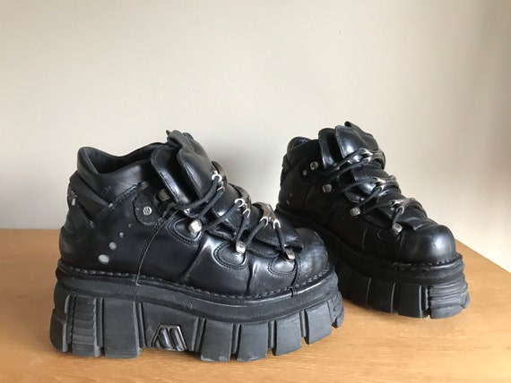 90’s Vintage Gotic Platform Boots / Vintage New Ro
