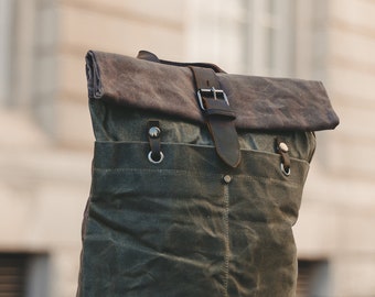 Waxed Canvas Backpack Roll Top Leather Details | Green Canvas Rucksack for Men Women | Rolltop Vintage Rustic Heritage Bag | OLDFIELD