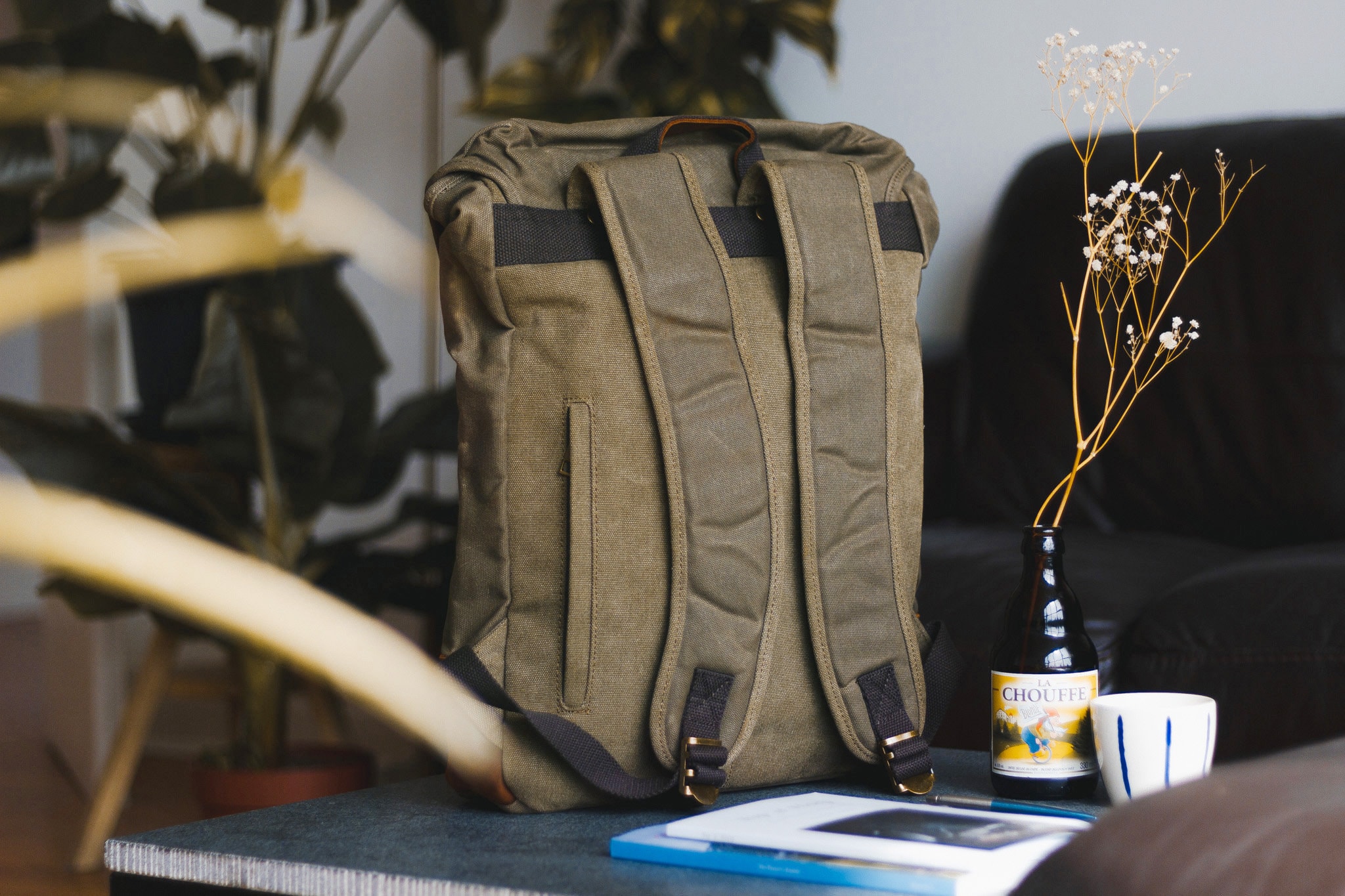 Waxed Canvas & Leather Backpack | Green Drawstring Top 