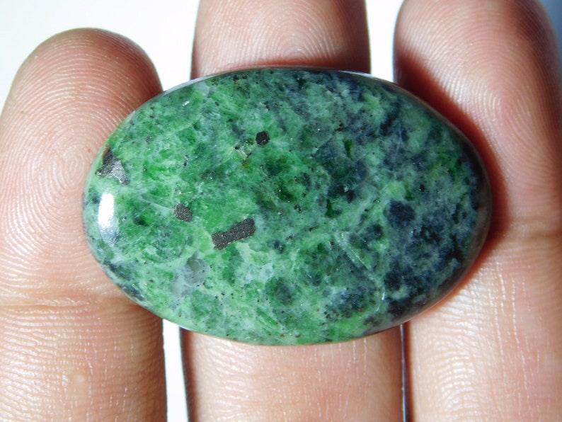 Natural Diopside Cabochons,Top Quality Diopside Gemstone,Diopside Loose stone,Diopside semi precious,Diopside hand Polished 60Cts. MM 38X26
