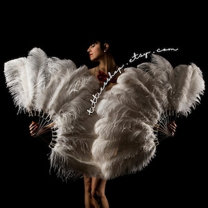 White ostrich burlesque feather fans