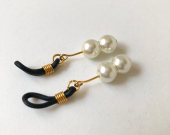 Ivory glass double beads non-piercing nippie jewelry