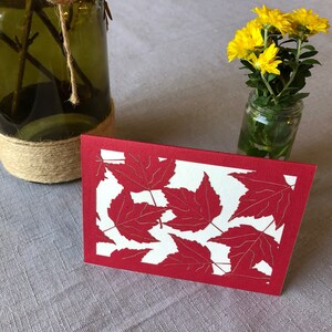 Carte de voeux de feuilles tombantes--Bourgogne