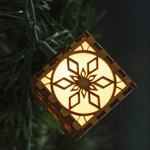 Christmas Snowflake Light string (10 lights)